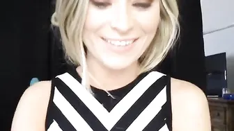 jessperation young mischievous woman shows her boobs