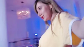 alexis young chicks dance striptease