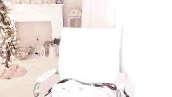 bunni_ hot babe gently jerks pussy