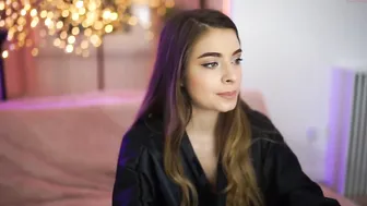 salenastorm babe in stockings fucks ass