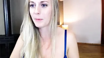 wildestkitten cute bitch shows off her gorgeous body