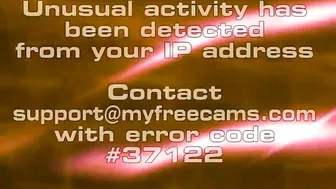 brielleday nude chick posing on the couch