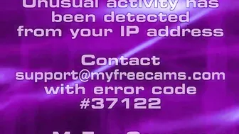 brielleday nude chick posing on the couch