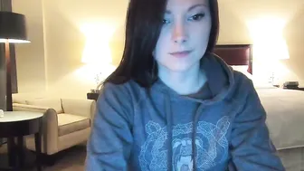kellyheart Amazing brunette
