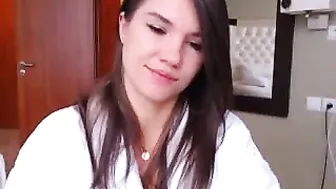 sashabae gorgeous mare jerks off pussy