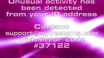 brielleday demonstratively masturbating on cam