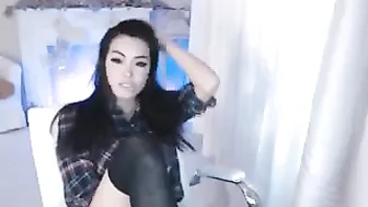 bunni_ graceful bitch fucks both holes