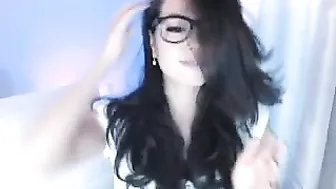 bunni_ sweet pussy pulls the cap