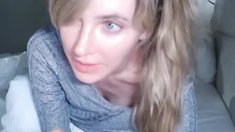 alexis Blonde babe