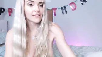 scarlettmiles cute lady shows natural tits