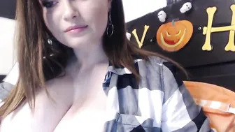 busty_ema bitch in stockings