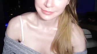 alexis modest slut tells interesting stories on camera