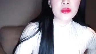 pettylove mad passion gently caresses her pussy