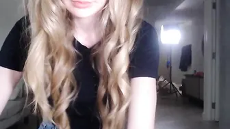 alexis beautiful chick takes off her underwear