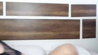 emiliana_cruz petite slut masturbates with her fingers