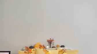 kateelife dark haired babe digging with sex machine