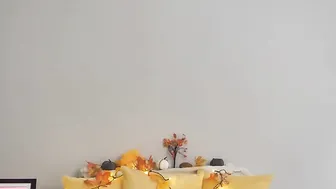 kateelife dark haired babe digging with sex machine