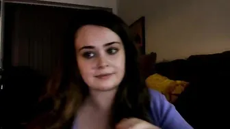 saylemuk slut in stockings fucks clit