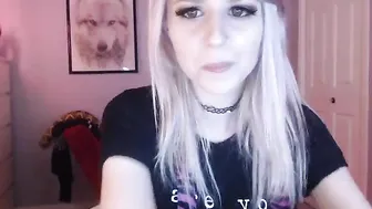 serafina the charming bitch twirls a big booty