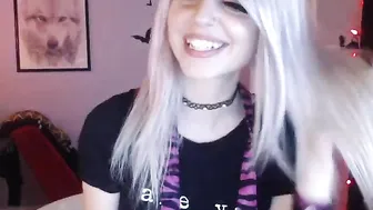 serafina the charming bitch twirls a big booty