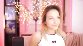 meow_s shrewd passion passionately masturbating cunt