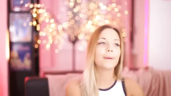 meow_s shrewd passion passionately masturbating cunt