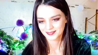 fluffinrayray mature babe gets a huge ass