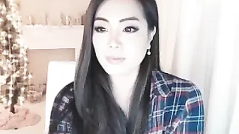 bunni_ cute bitch masturbates with a vibrator