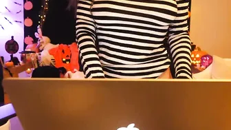 kateelife petite brunette babe sucking dildo