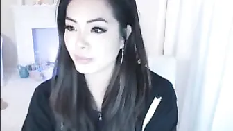 bunni_ lustful bitch shows tits