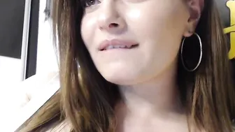 busty_ema a woman with a wide pelvis gets shaved cunt