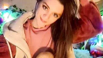 fluffinrayray extravagant fucking dances with a long dildo