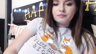 busty_ema busty babe masturbates shaved cunt