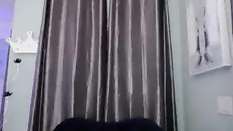 sincityvee cute brunette sucking dick
