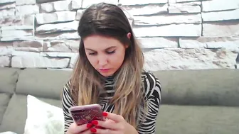 nelliecute cute whore sits on thick cock