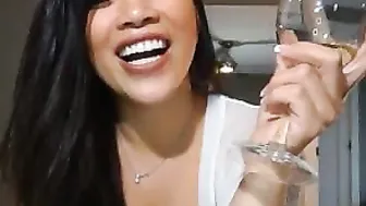 jade_lee sweet shows ass
