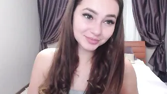 thirstforfeel fucks herself on the sofa
