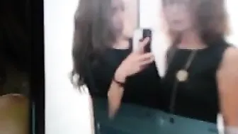 anayys hot beast jerking her shaved cunt