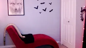 serafina busty kitty sucking penis