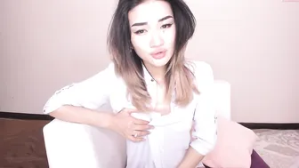 pureasa the charming bitch twirls a big booty