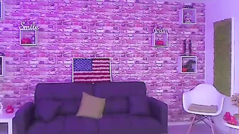 amelianaked gorgeous beast jumping on a dildo