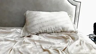giamazing fascinating skin strips and pulls pussy