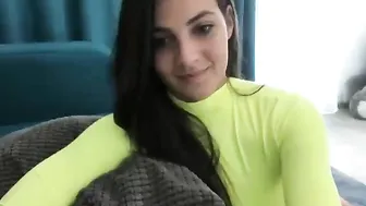 dream_o gorgeous beast jumping on a dildo