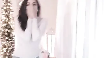 bunni_ Busty chick