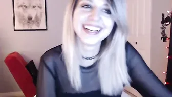 serafina naughty bitch masturbates pussy sex toy