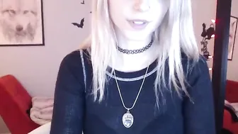 serafina Blonde babe