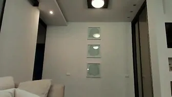 smart_cat Exciting striptease