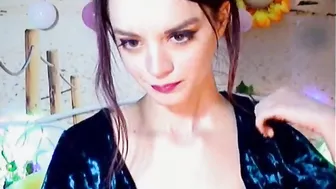 fluffinrayray without stopping caressing pussy