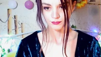 fluffinrayray without stopping caressing pussy