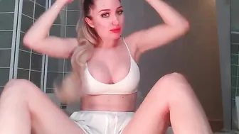 janelucier old woman fucks herself with two toys in both holes